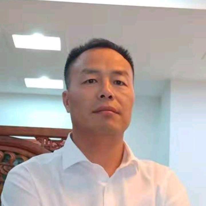 汉.其人