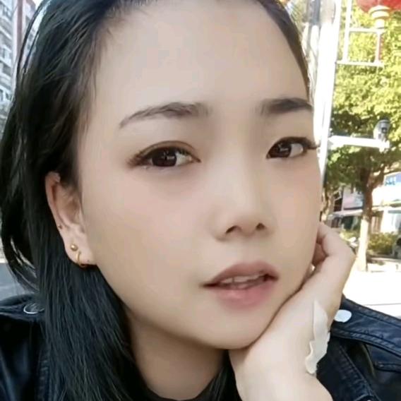 先谋生，再谋爱。