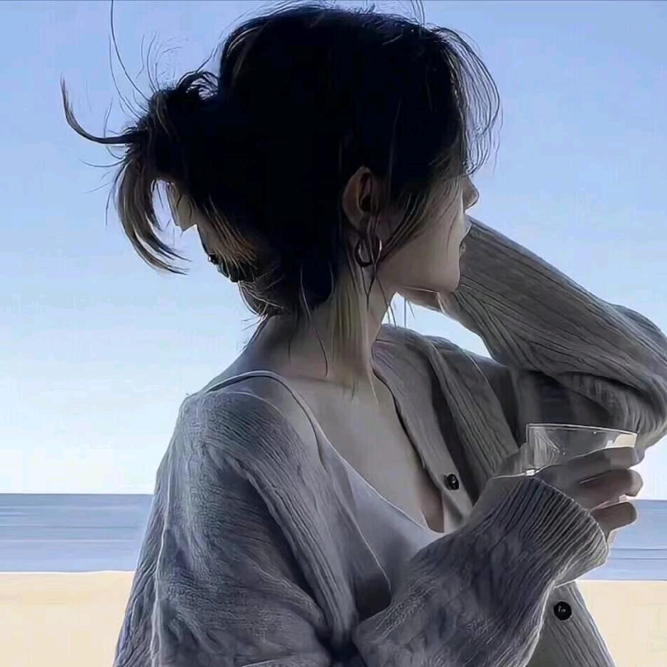 玲珑.
