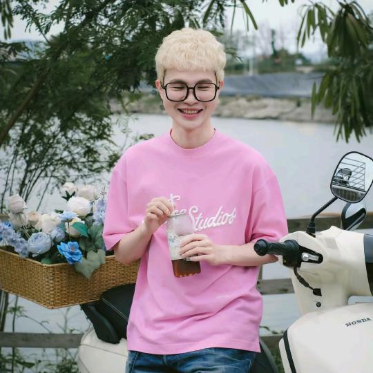 QIAOLA乔拉（时尚穿搭）