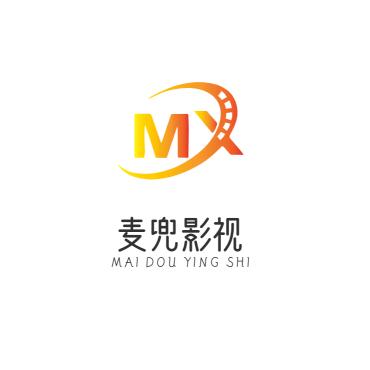 大灰狼想要在地平线摇头晃脑