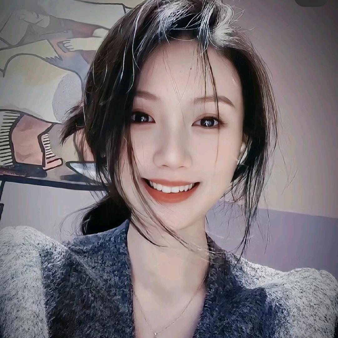 草莓果果