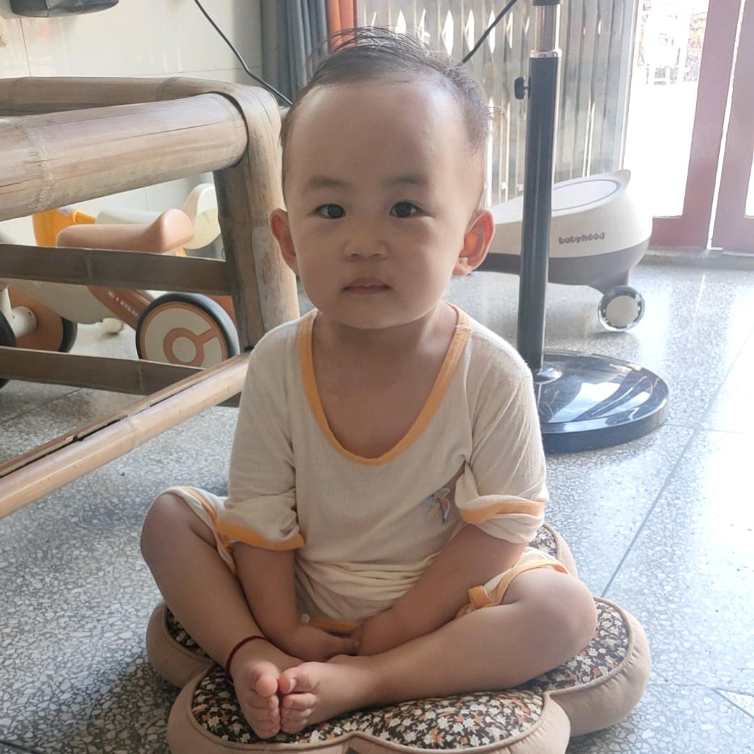 心是我的。可心里装的全是你