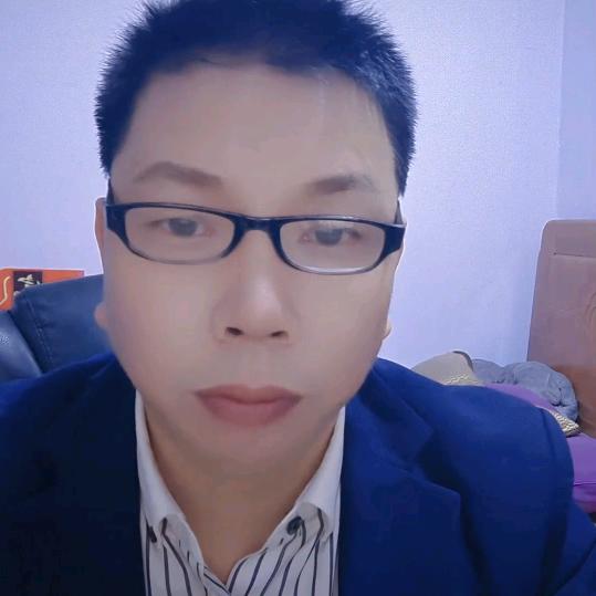 华哥，晚上9点十分开播