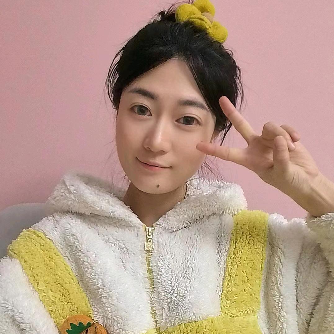 廖小乙（爱胡思乱想）