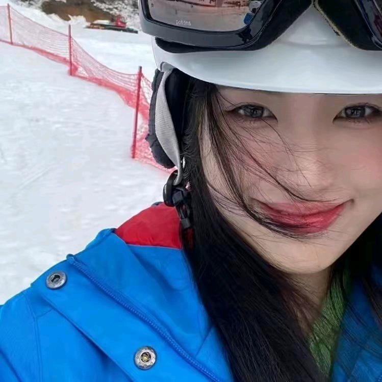 ℋღ᭄阳光🍒᭄💞࿐