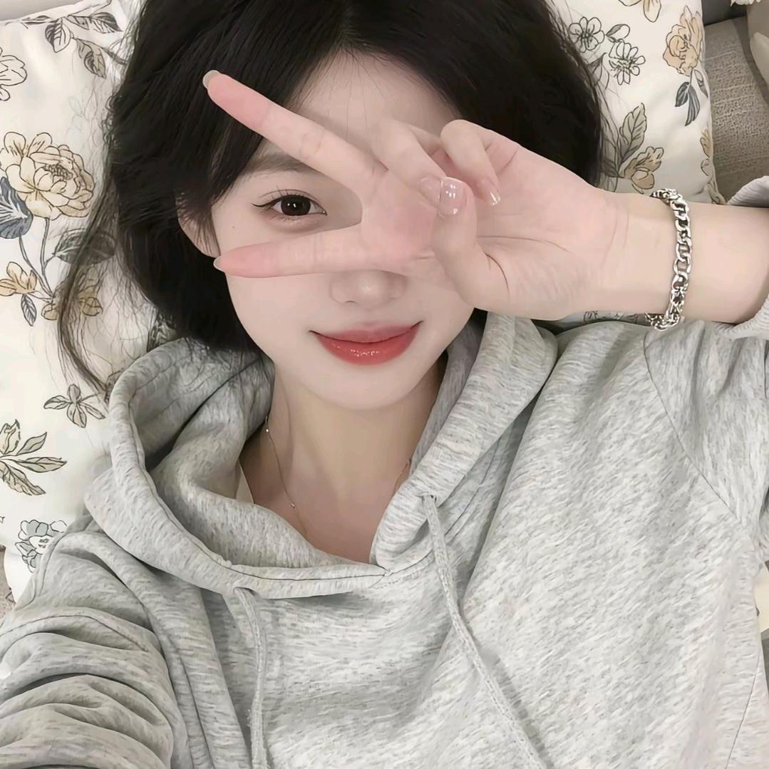 抱抱小怡