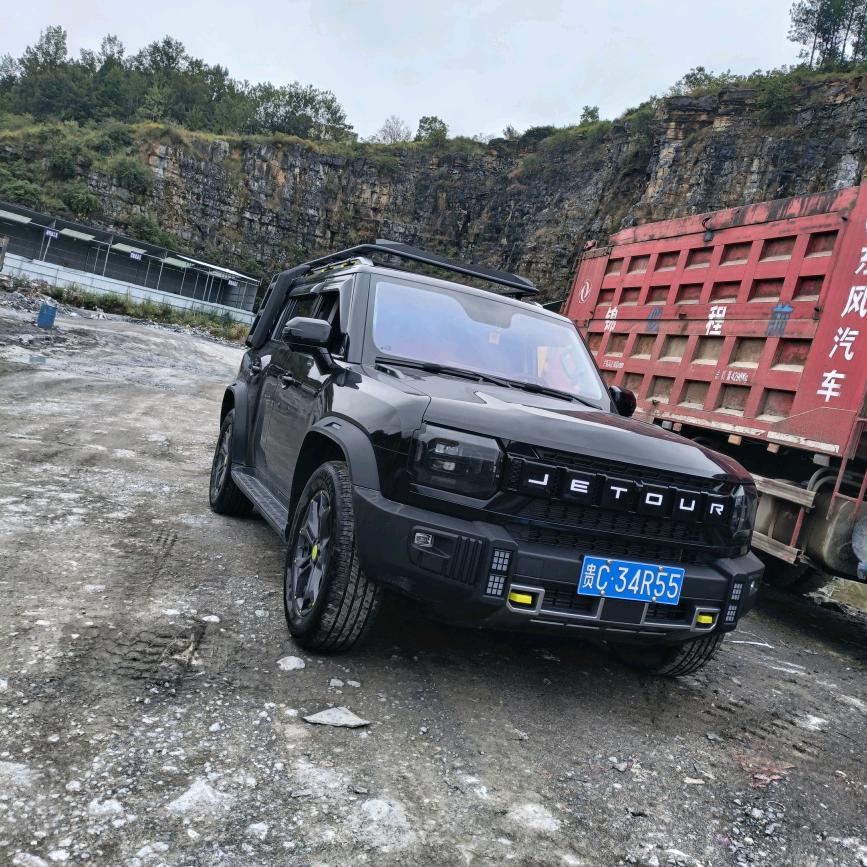 开旅行者的阿豪