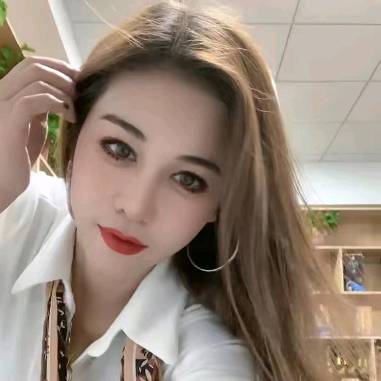 娜娜在茅台