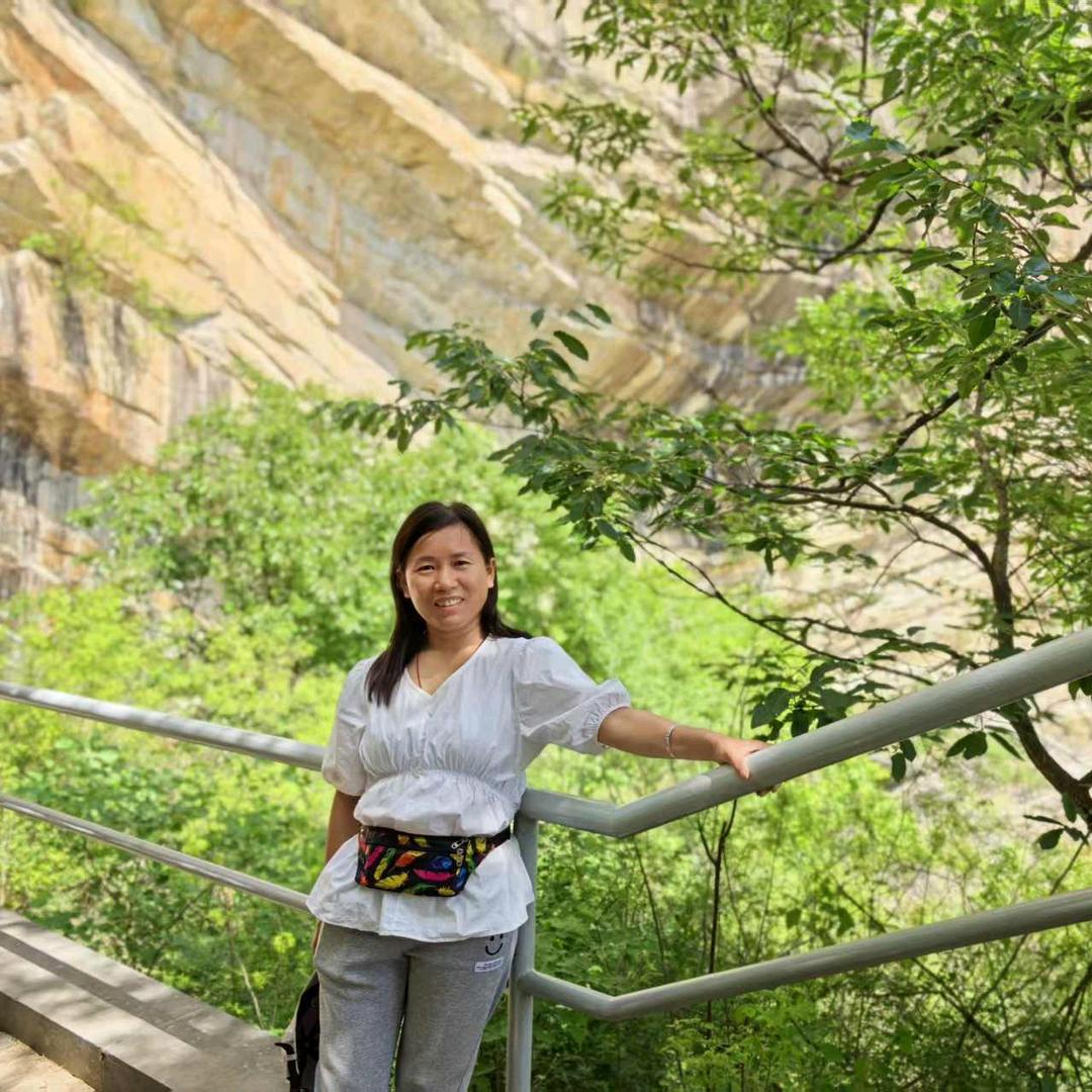 海一冠美福蒙特美的店李爱荣