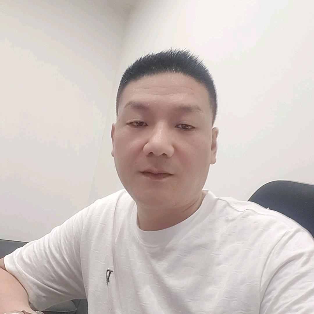 张超越重庆火锅行政总厨筹备新店开业