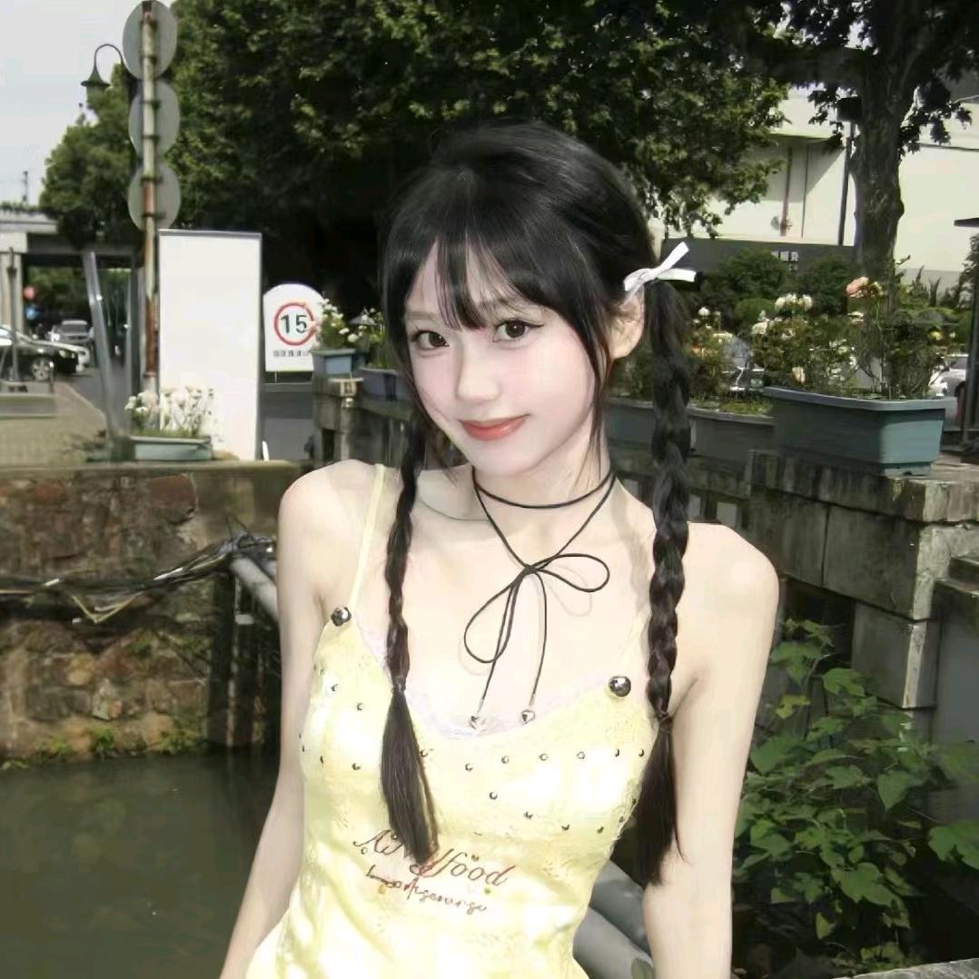 小鱼爱吃汉堡包