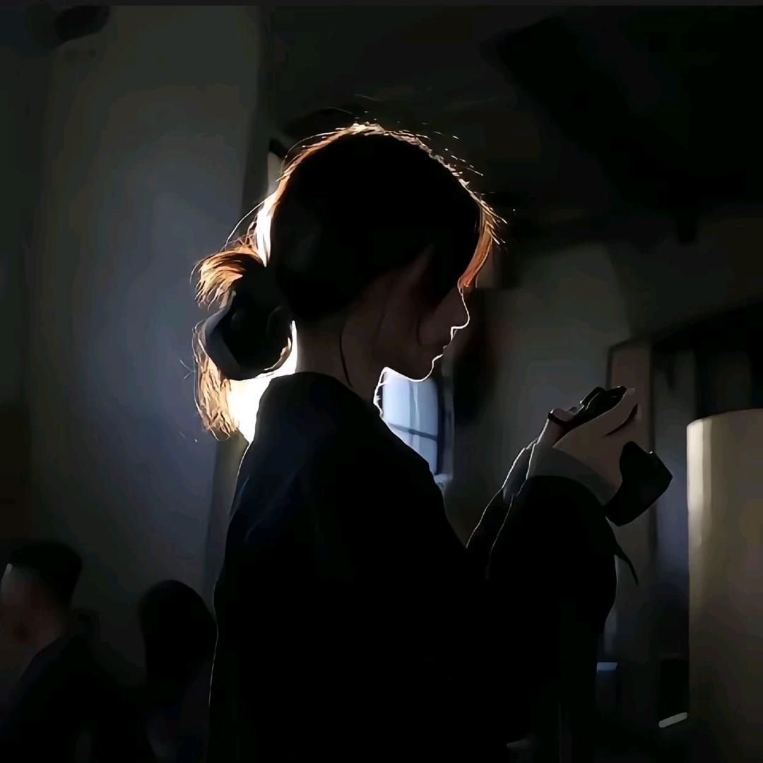 ^墨