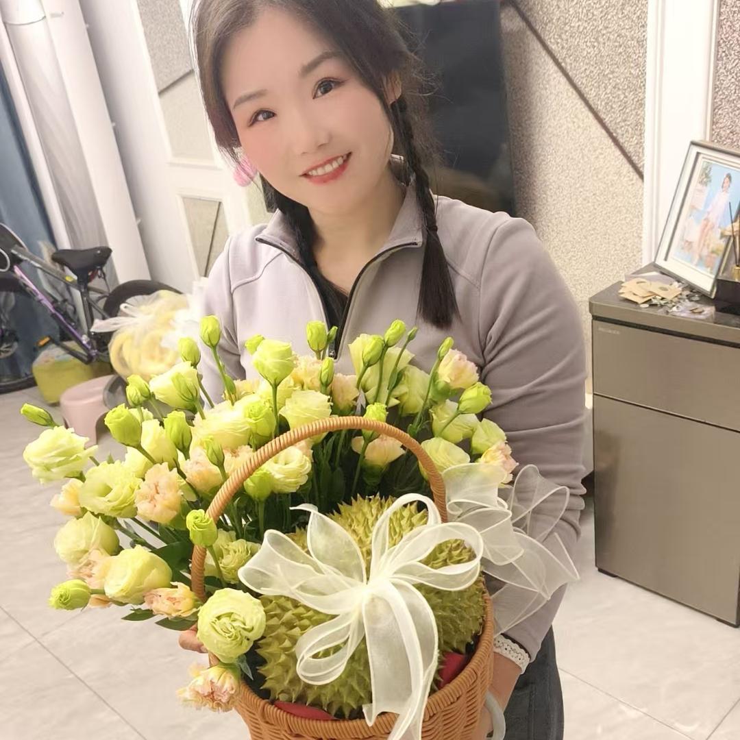 信姐（朱）卖奶粉的小姐姐