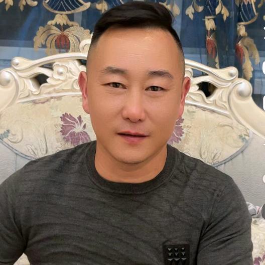兴发四季精品水果批发商行