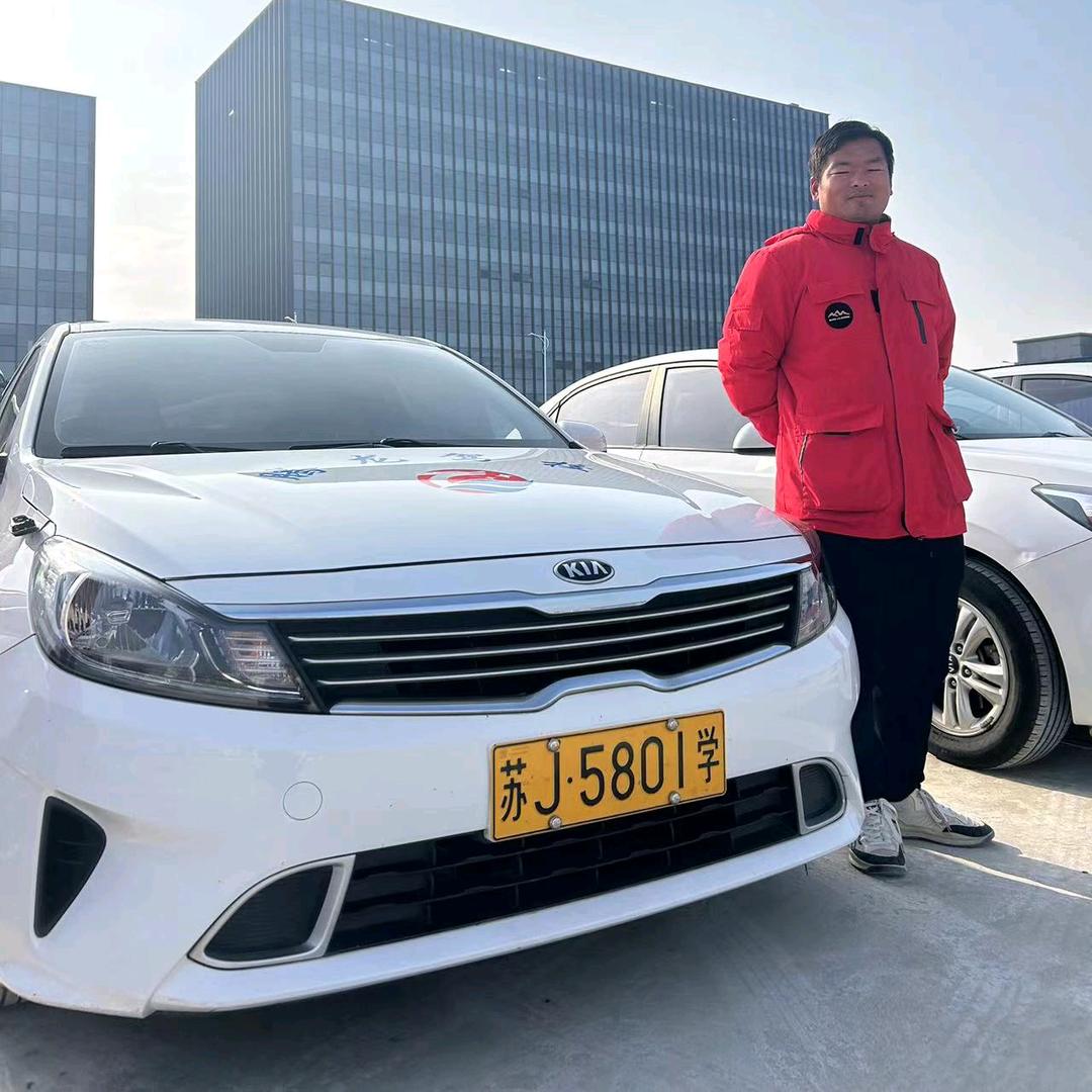 驾校招生朱教练