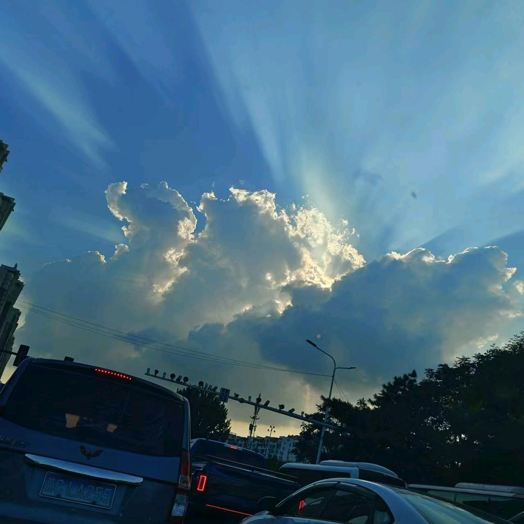 秦皇岛圣奥二手车.小松