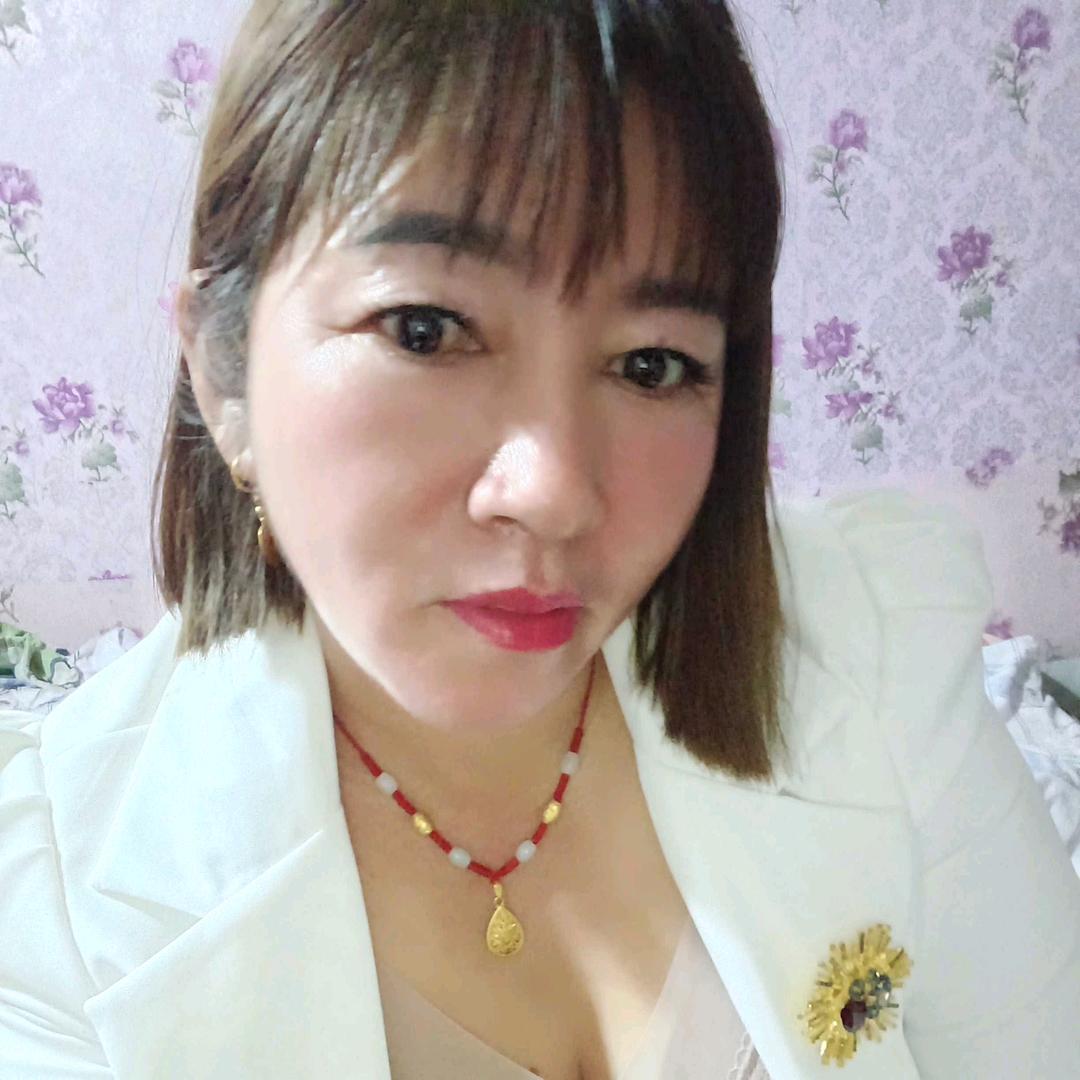 潇洒一回，，一个人怎么开心怎么过，