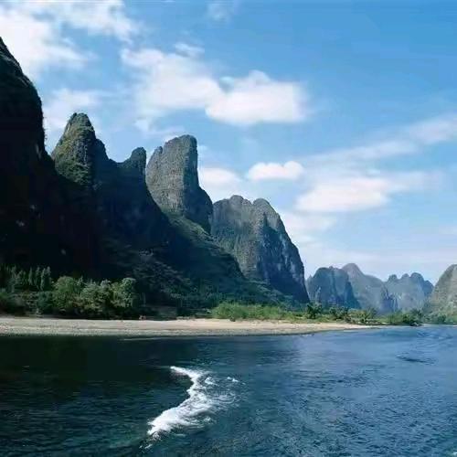 湖南涟源市百鑫农机服务中心