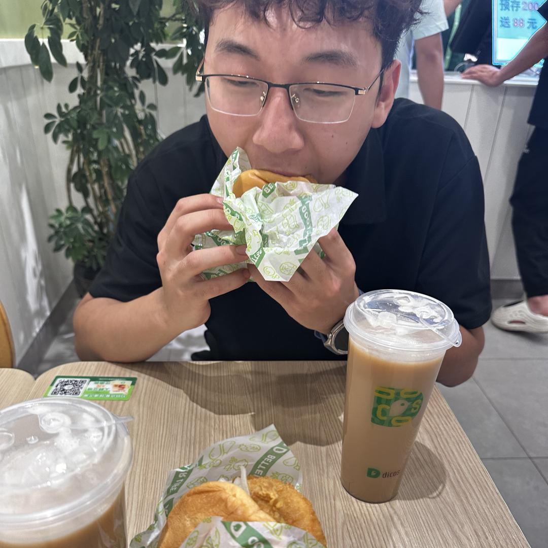 亮子生活日记🍺