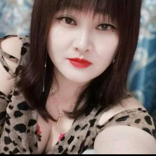 月光下的女人