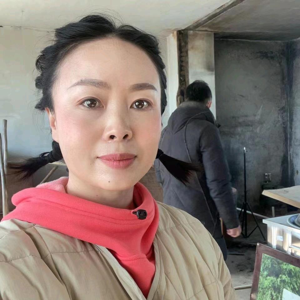 大娟子夫妇回村