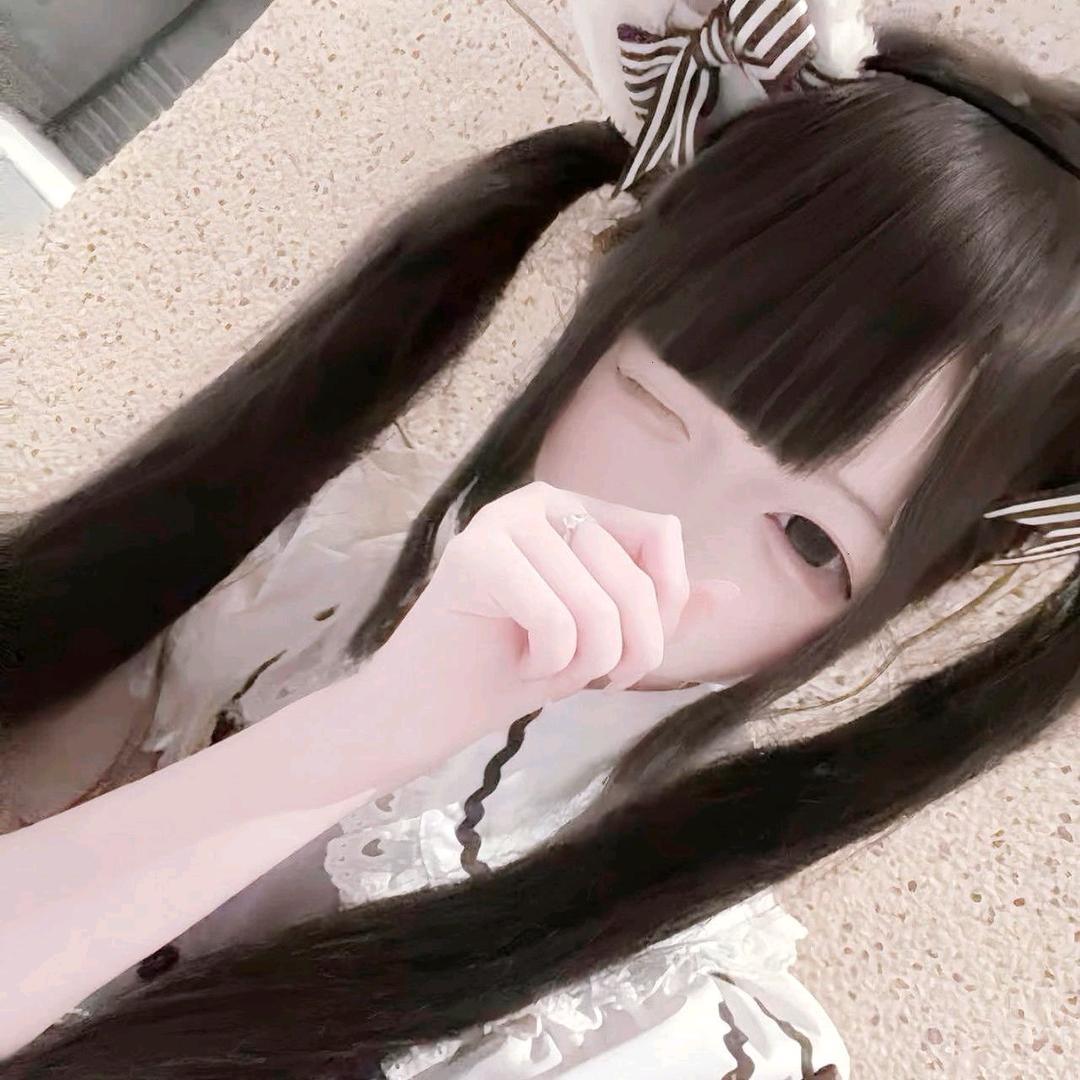 萌系妍