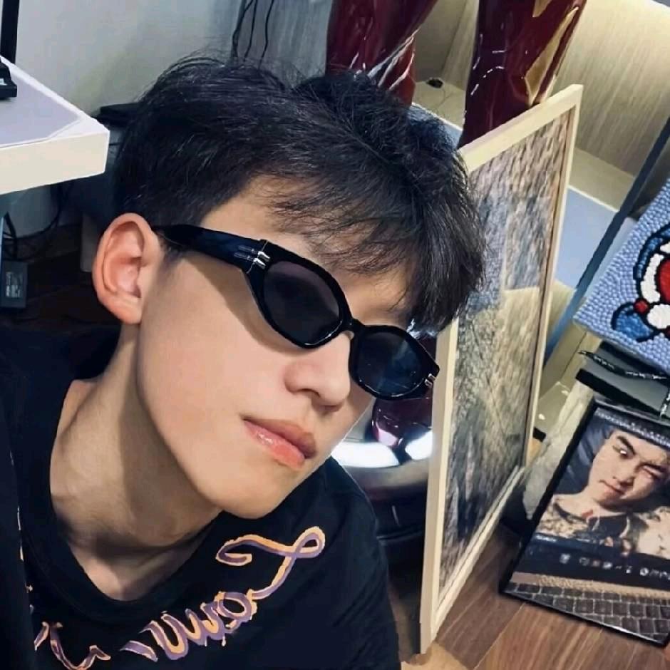 ♞