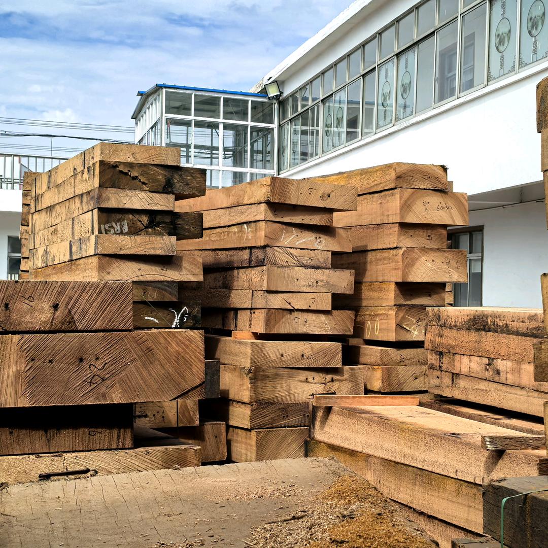 AAA进口原木板材批发