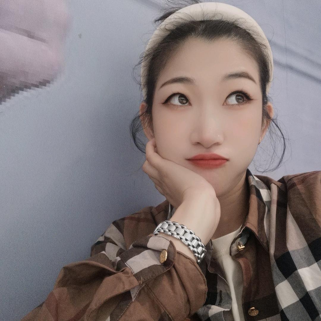 光辉电器美的冰箱陈小姐
