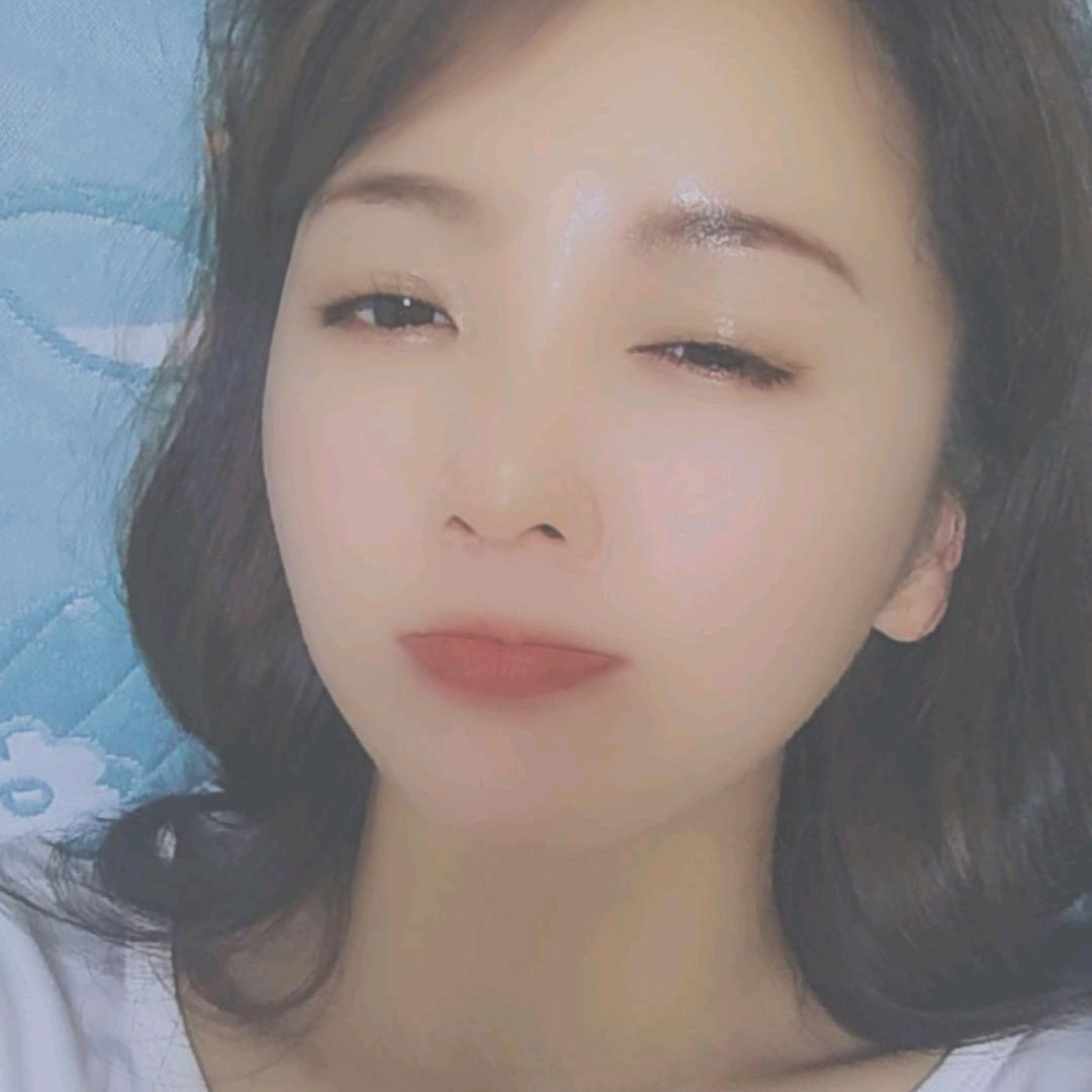 杨晴依
