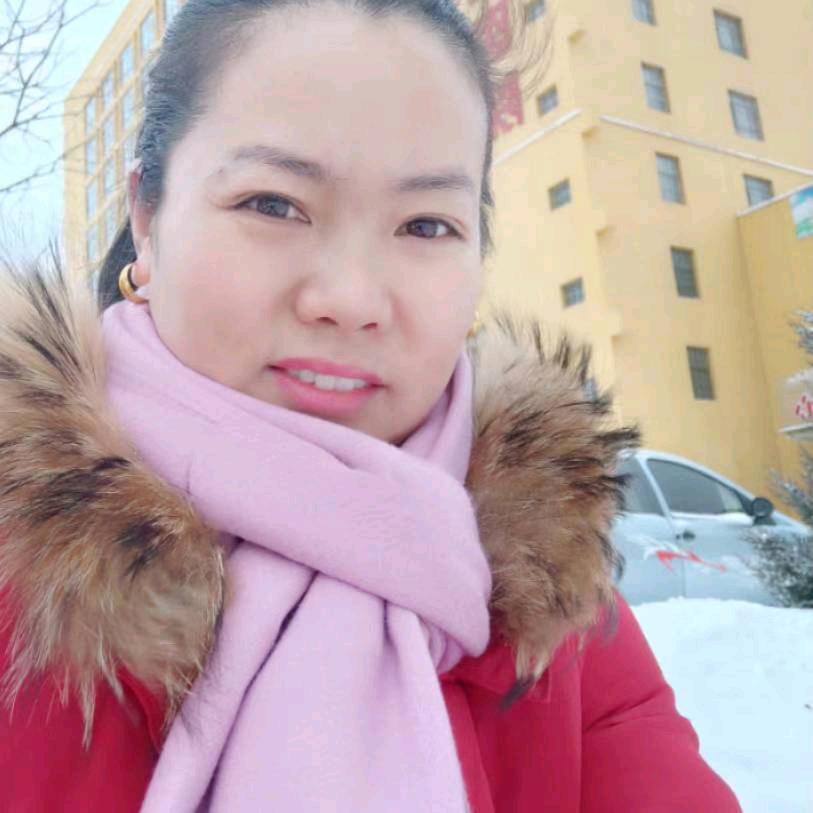 猪肉姐《橱窗在售货》