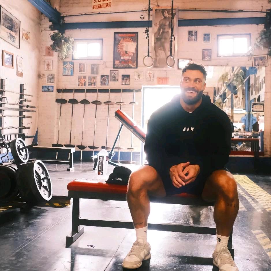 犹豫的唯物主义战士