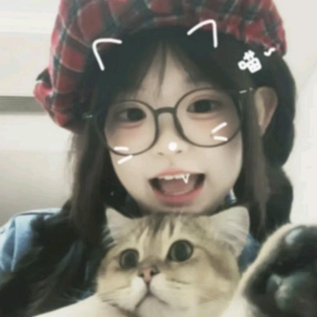 多多的小熊饼干。