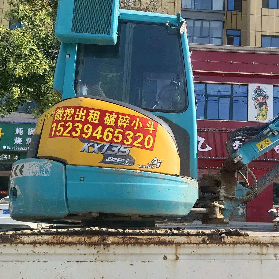 扶沟微挖35挖机出租  杰