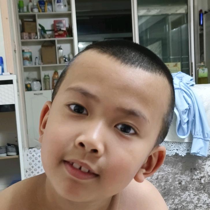 思思奇奇怪怪