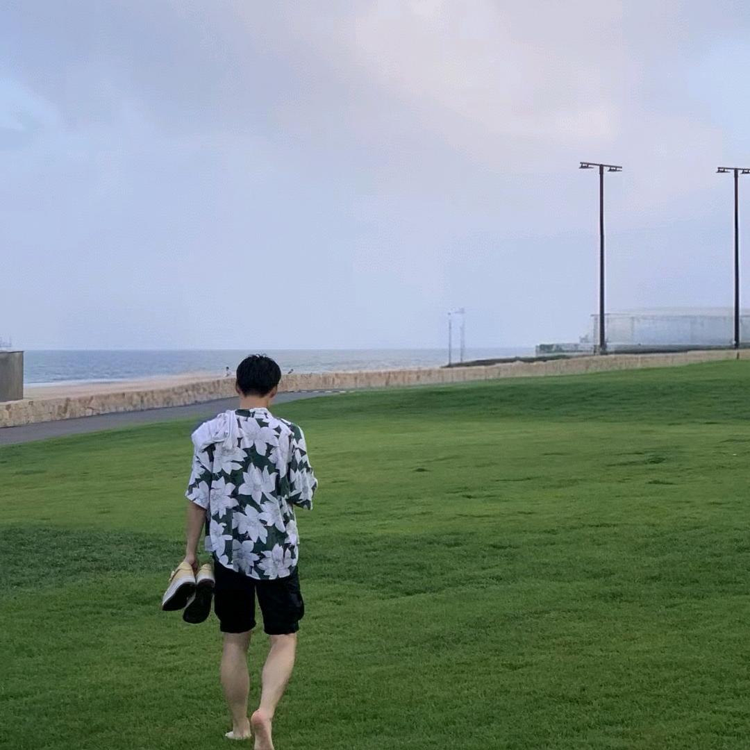自律的小熊🧸
