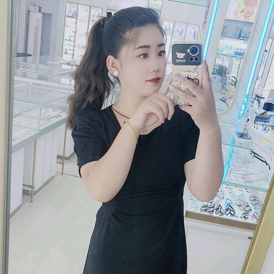 暗然🥰女孩