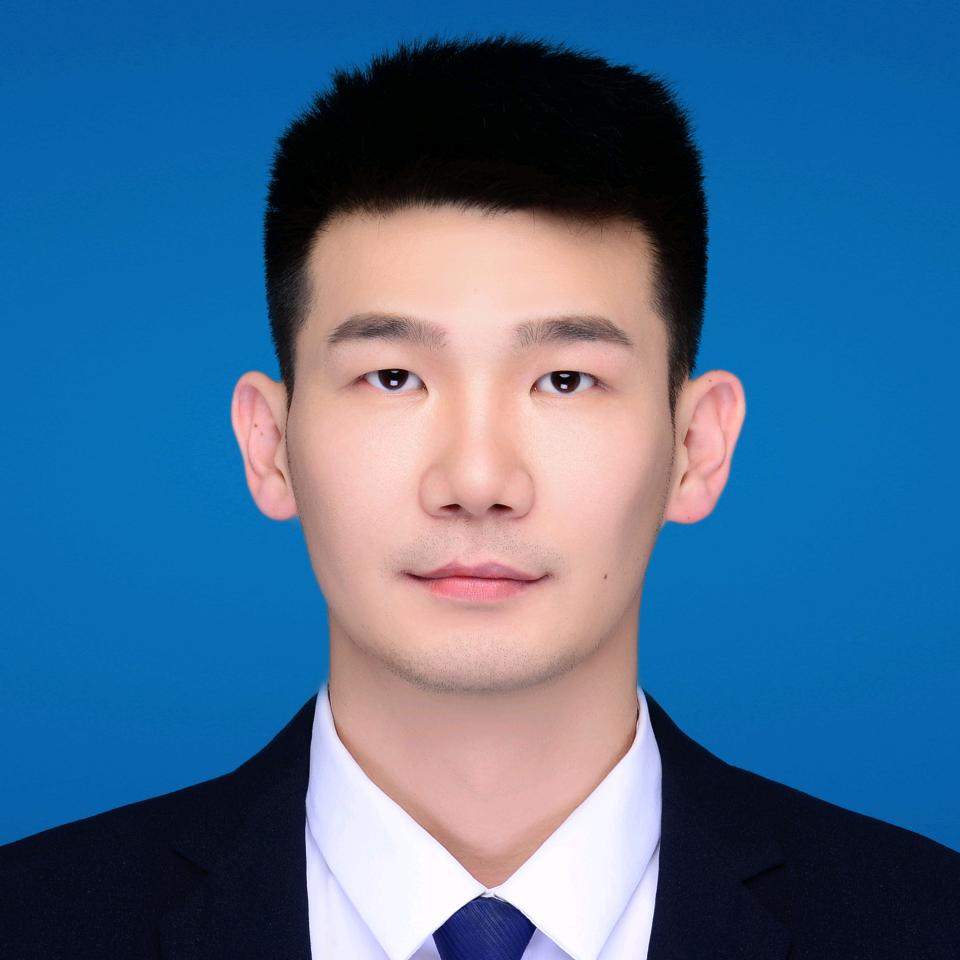 爱撸铁🏋️🏻‍♀️的蔡律