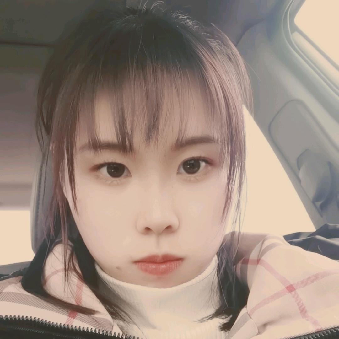 （丫头向钱看🌻）