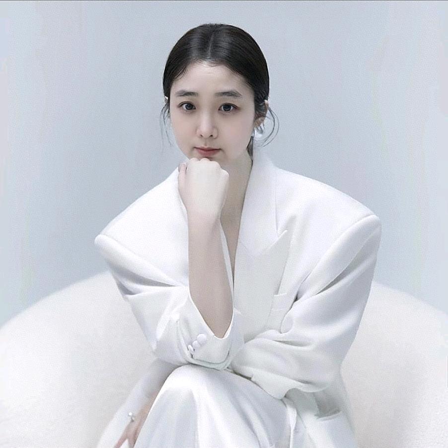 吉吉嘻嘻哈哈