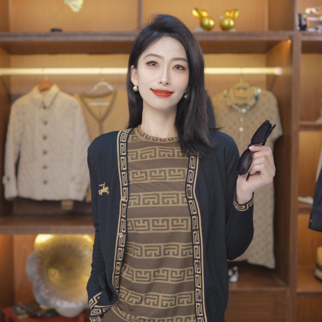 罗曼高定服饰