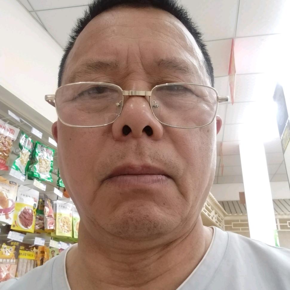 陈荣