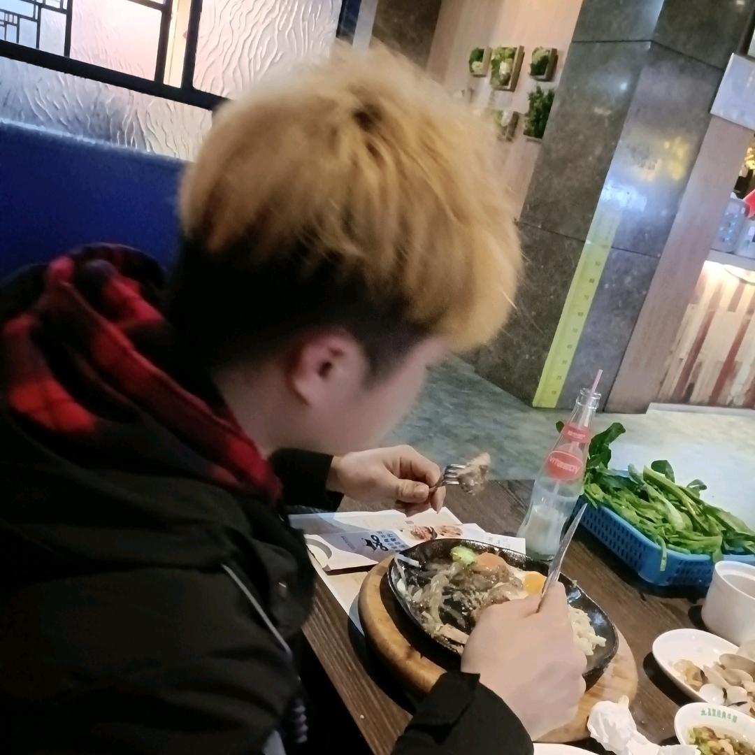 黄毛猪肉佬