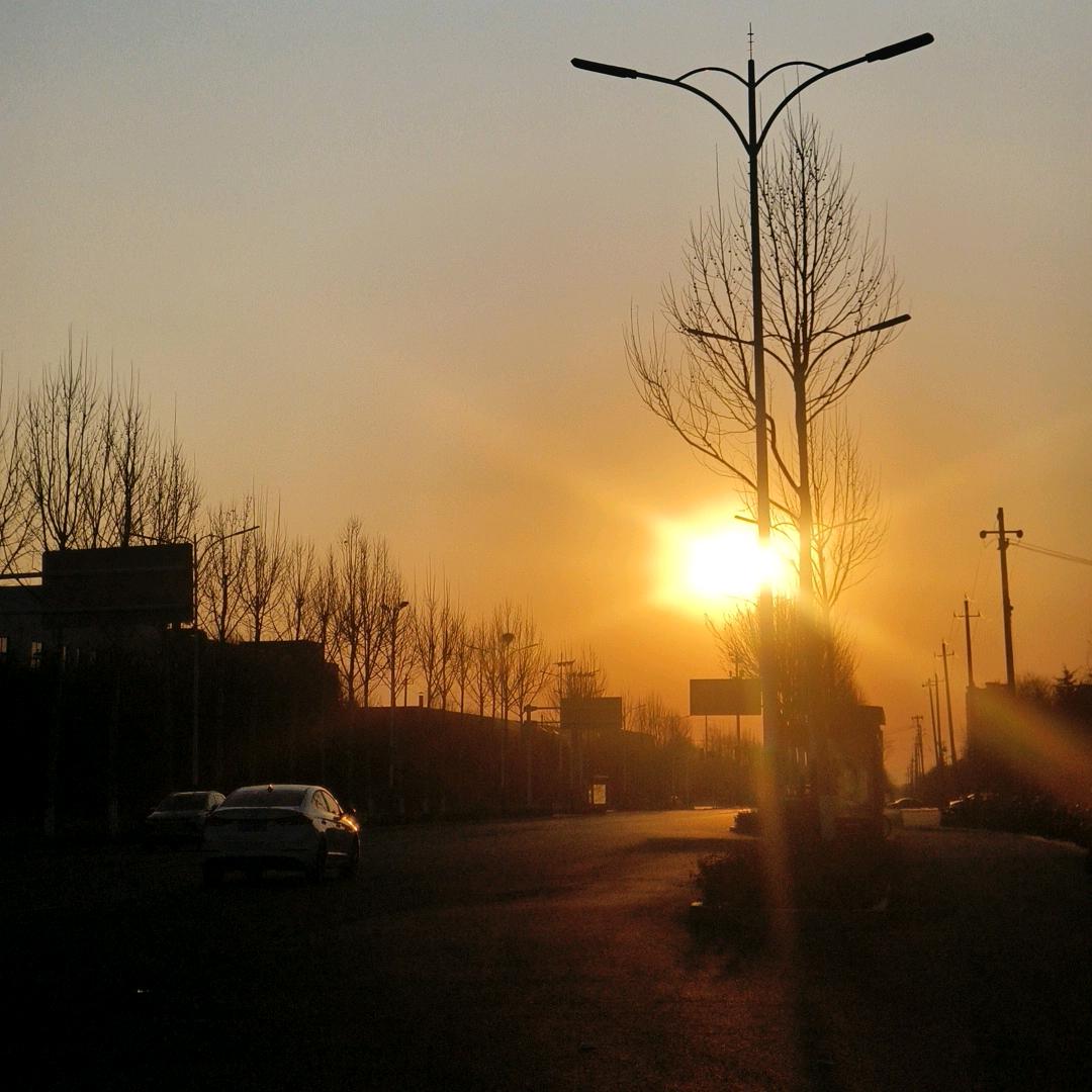 不懂套路的傻中介