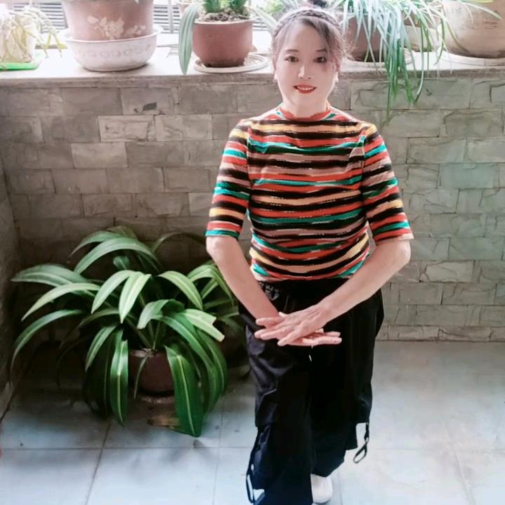 《永远姓胡幸福》拒绝私密点赞谢谢