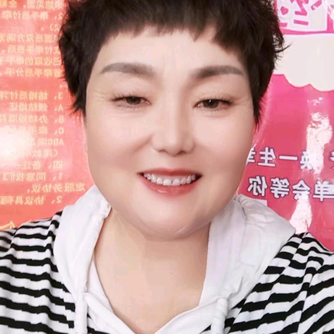 普集周姐，金兴圆服饰