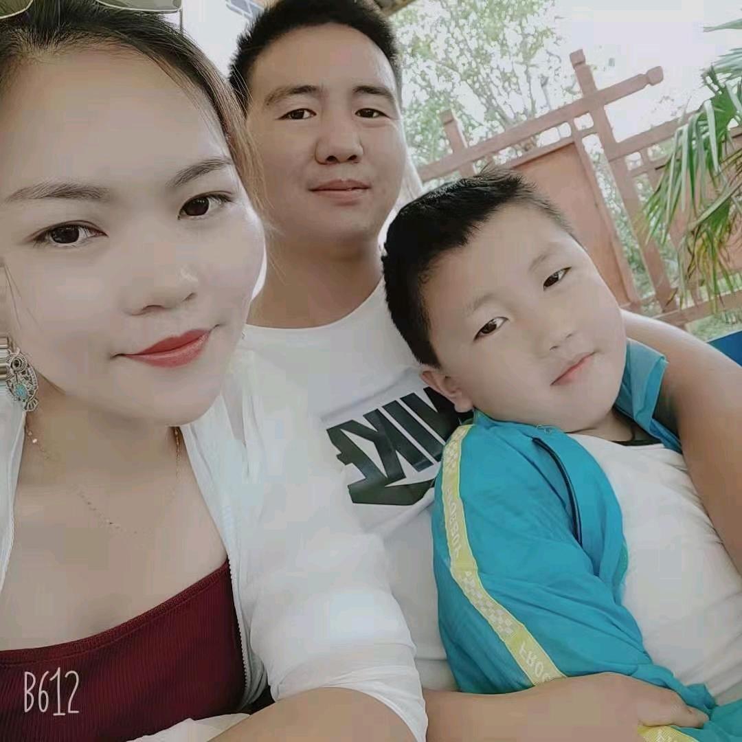 做工地的靓仔