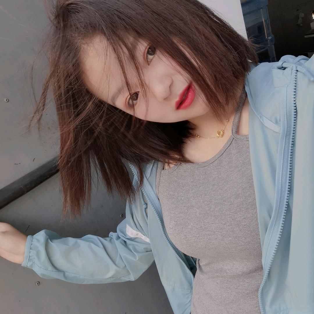 花儿宝宝（专业瓷砖美缝）