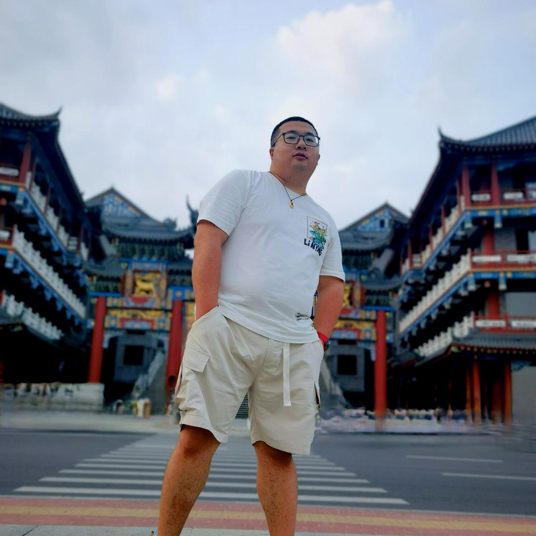 哈喽哈喽，我是清明